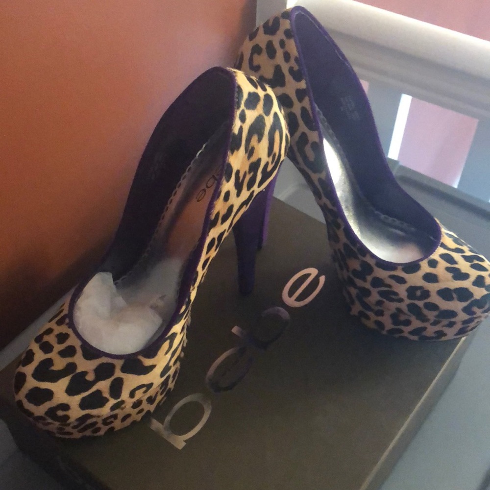 Bebe Platform heels 5 inches